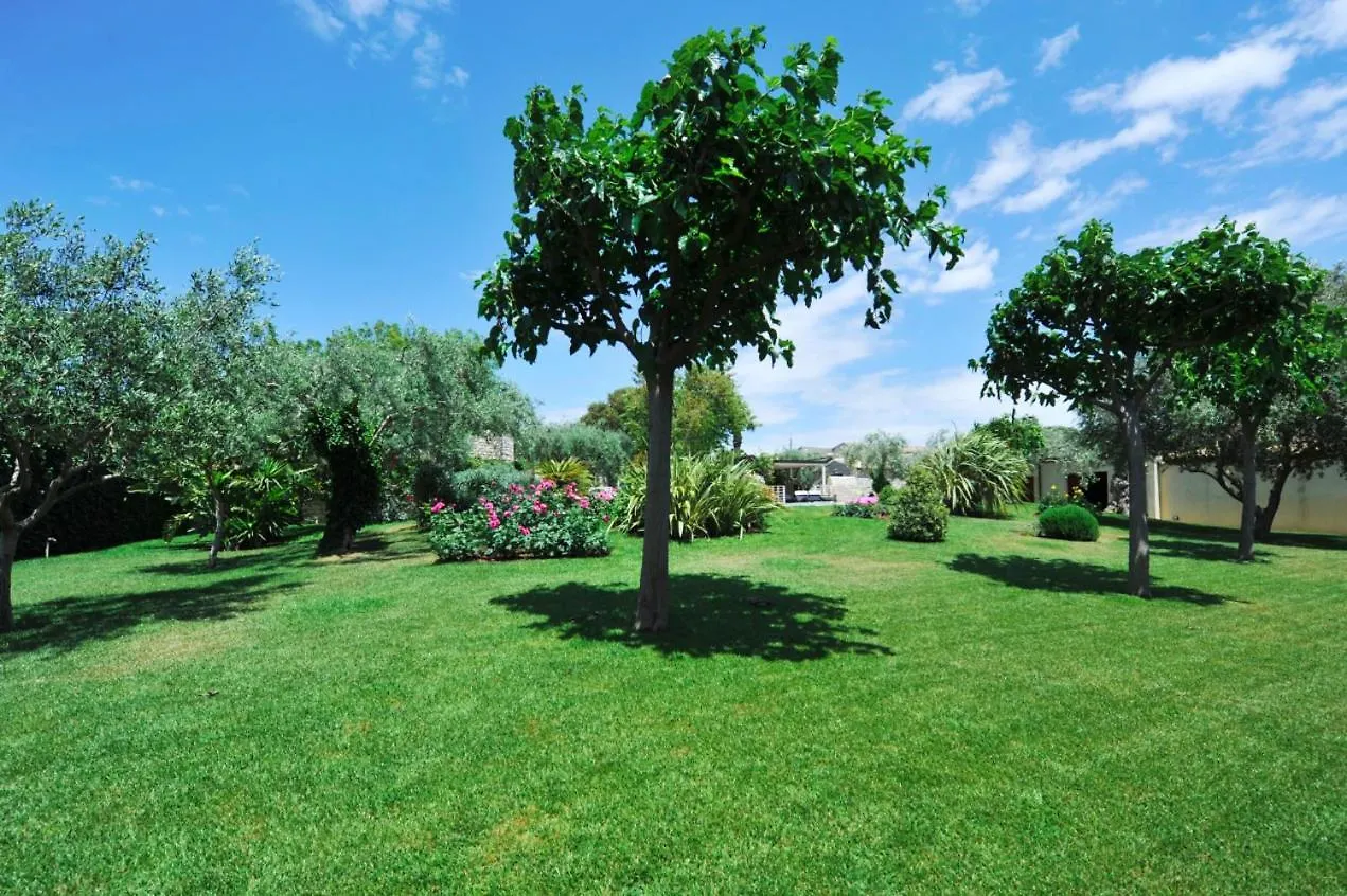 Holiday park Stone House Modica Hotel